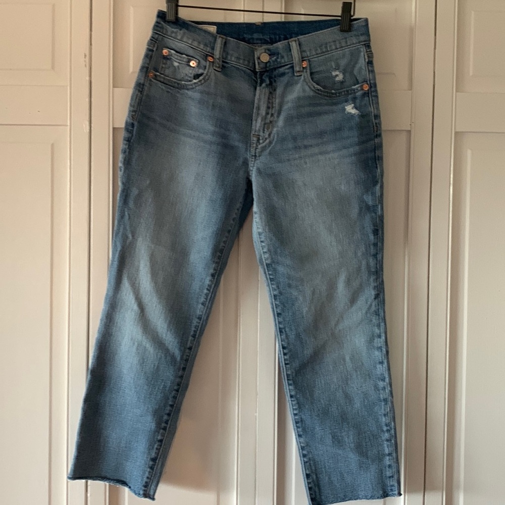 Gap Girlfriend Mid Rise Jeans - size 26, 2p